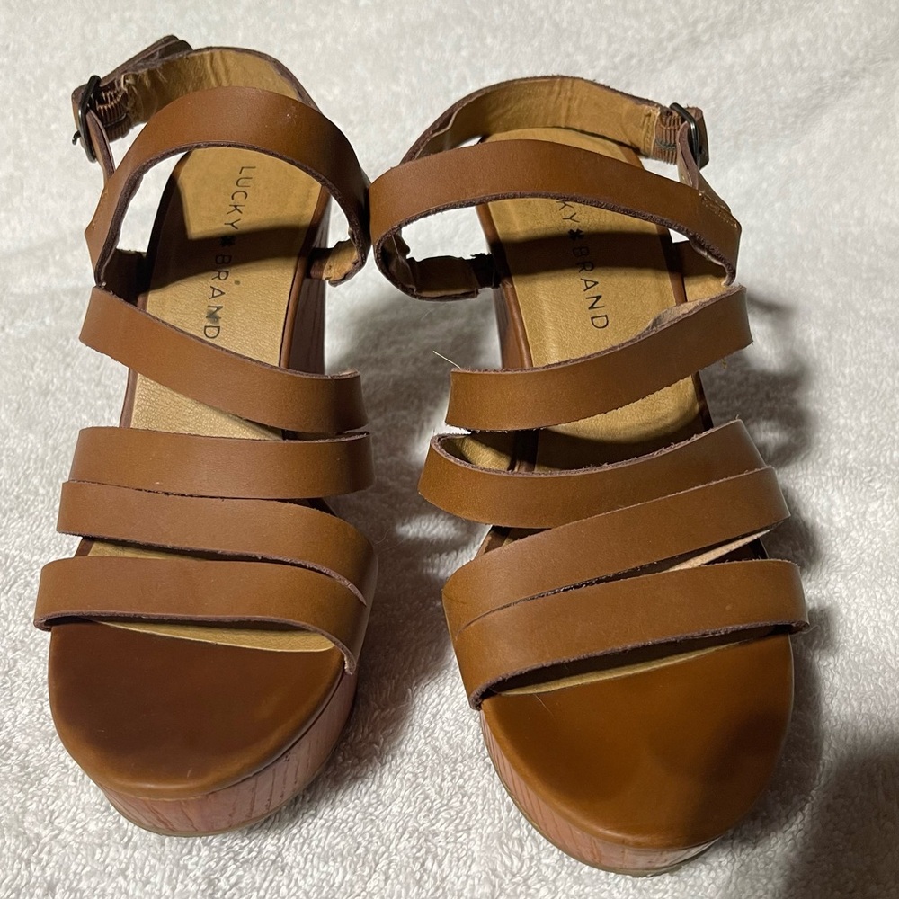 Lucky Brand Women's Tan Multi-Strap Sandals